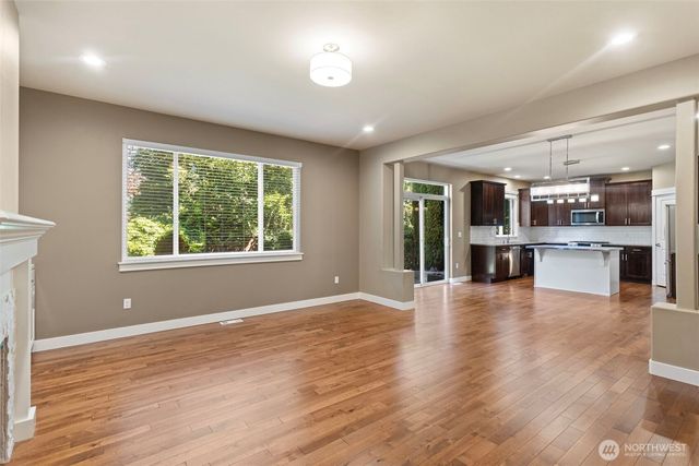 11163 31st Street NE, Lake Stevens, WA 98258