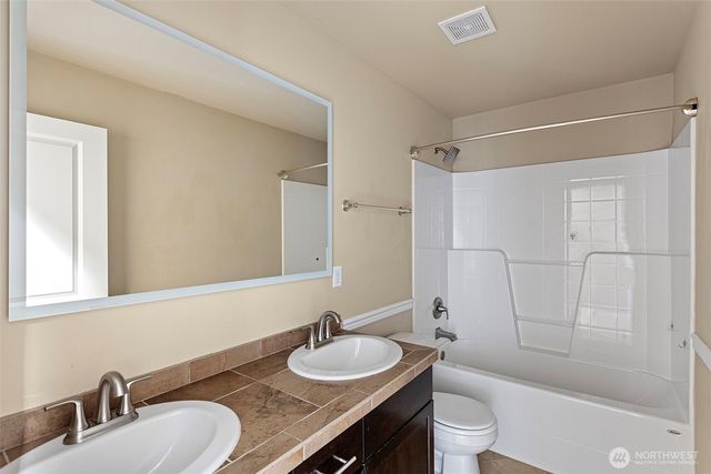 11163 31st Street NE, Lake Stevens, WA 98258