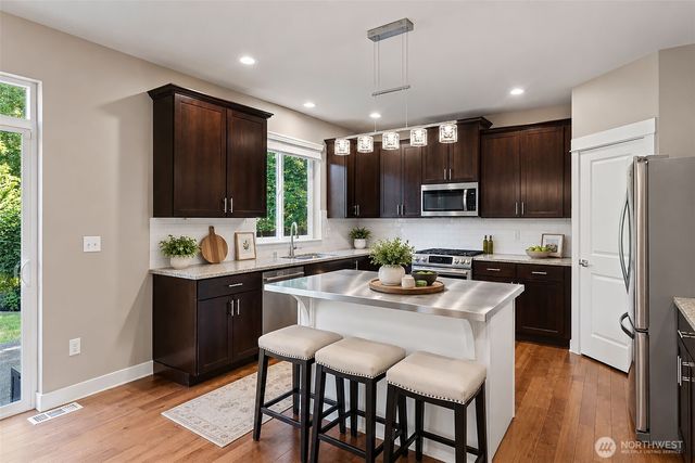 11163 31st Street NE, Lake Stevens, WA 98258