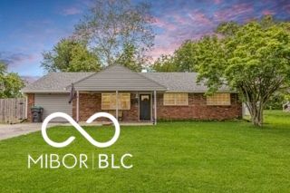 913 Sweetbriar Avenue, Whiteland, IN 46184