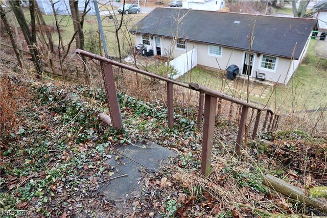 612 S Monroe Street, Millersburg, OH 44654