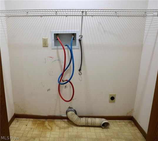 612 S Monroe Street, Millersburg, OH 44654