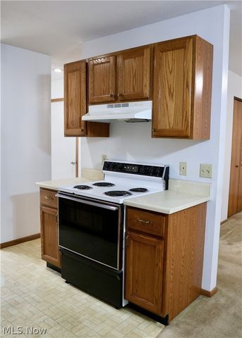 612 S Monroe Street, Millersburg, OH 44654