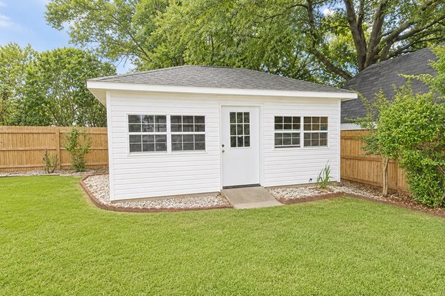107 Leland Ct, Dothan, AL 36303