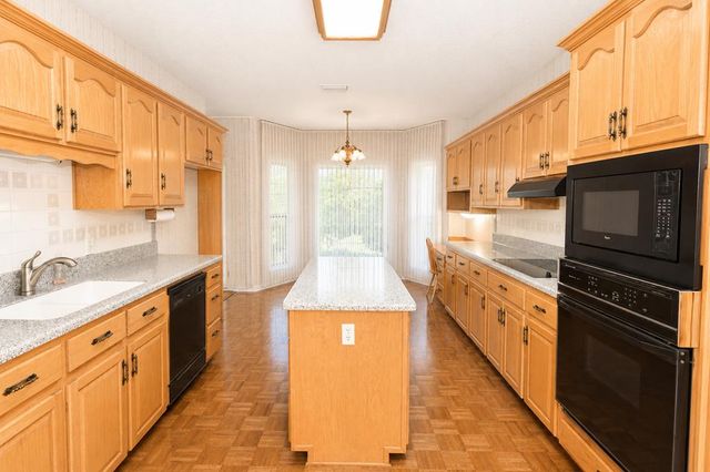 107 Leland Ct, Dothan, AL 36303