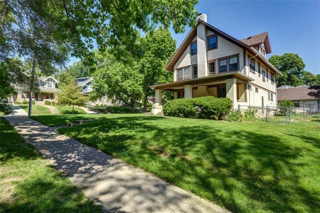 44 W 58th Terrace, Kansas City, MO 64113