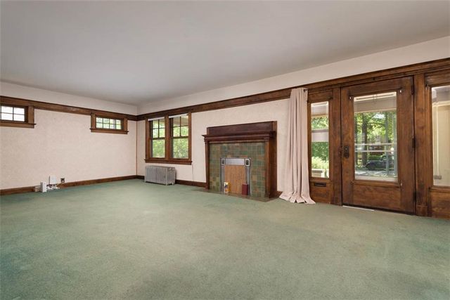 44 W 58th Terrace, Kansas City, MO 64113