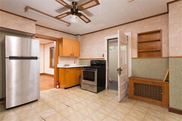 44 W 58th Terrace, Kansas City, MO 64113