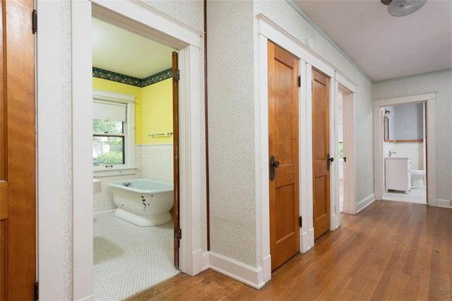 44 W 58th Terrace, Kansas City, MO 64113