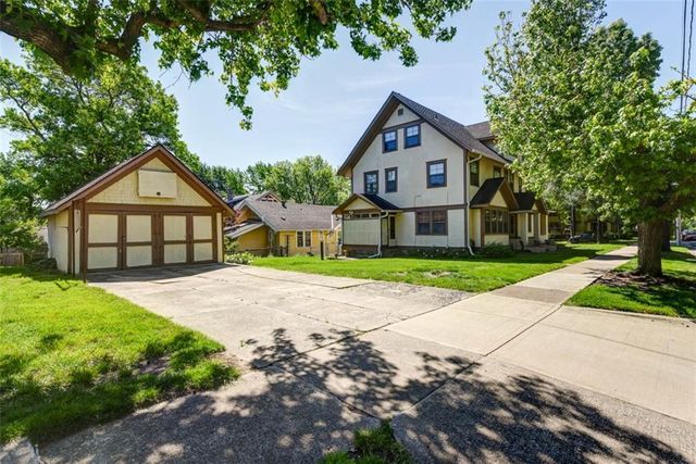 44 W 58th Terrace, Kansas City, MO 64113