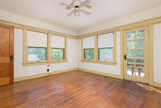 44 W 58th Terrace, Kansas City, MO 64113