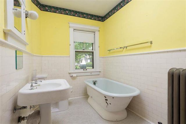 44 W 58th Terrace, Kansas City, MO 64113