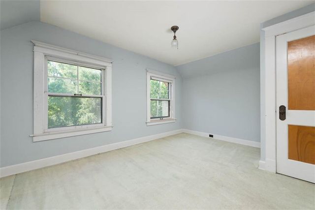 44 W 58th Terrace, Kansas City, MO 64113