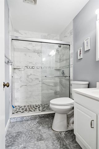 232 Lake Meryl Drive, West Palm Beach, FL 33411