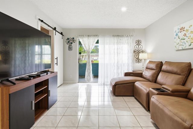 232 Lake Meryl Drive, West Palm Beach, FL 33411