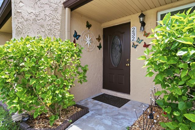 232 Lake Meryl Drive, West Palm Beach, FL 33411