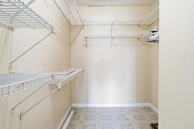232 Lake Meryl Drive, West Palm Beach, FL 33411