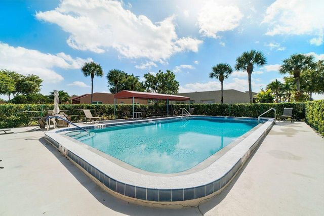 232 Lake Meryl Drive, West Palm Beach, FL 33411