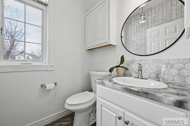 160 E Woodhaven Lane, Idaho Falls, ID 83404