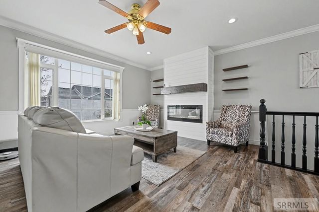 160 E Woodhaven Lane, Idaho Falls, ID 83404