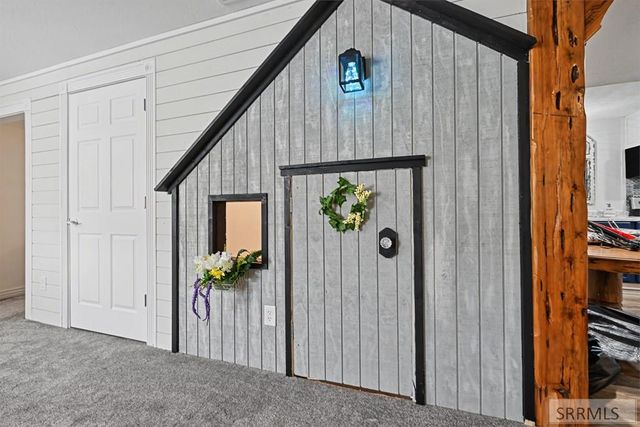 160 E Woodhaven Lane, Idaho Falls, ID 83404