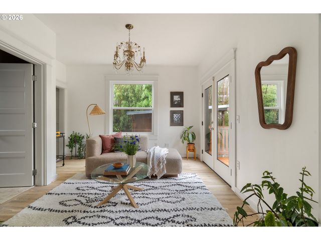 7034 N JOHN Ave, Portland, OR 97203