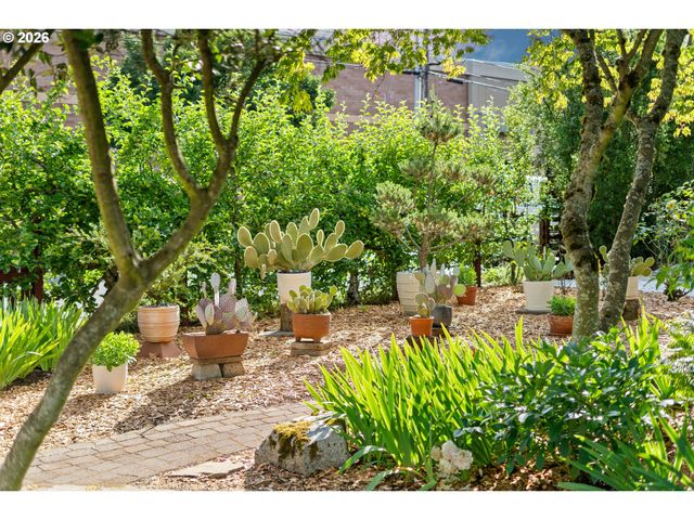 7034 N JOHN Ave, Portland, OR 97203