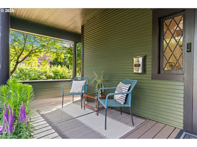 7034 N JOHN Ave, Portland, OR 97203