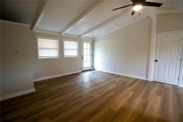 9201 79th Street, Kansas City, MO 64138