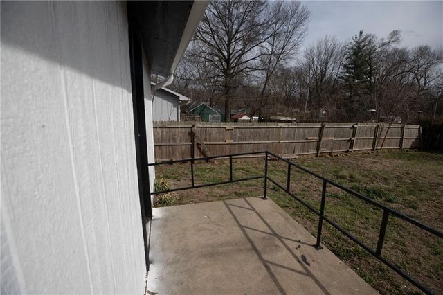 9201 79th Street, Kansas City, MO 64138
