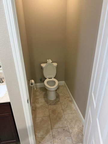 1820 E Bella Senterio Avenue, Fresno, CA 93730