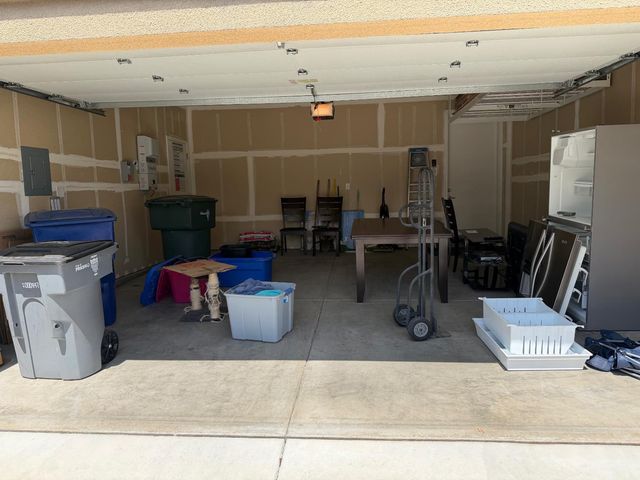 1820 E Bella Senterio Avenue, Fresno, CA 93730
