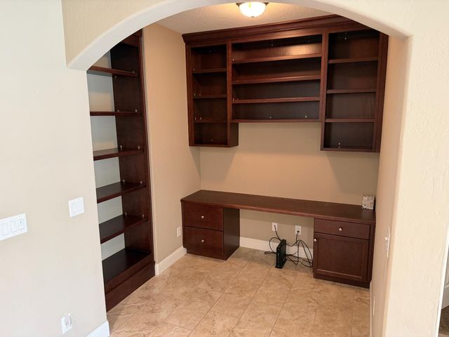 1820 E Bella Senterio Avenue, Fresno, CA 93730