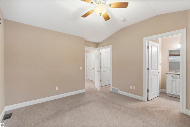 10617 Waterford Rd Unit A 10-A, Traverse City, MI 49684