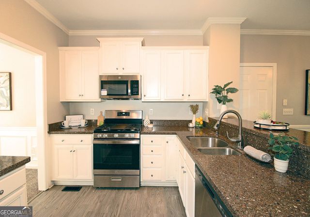 1213 Kingsbury Lane, Powder Springs, GA 30127