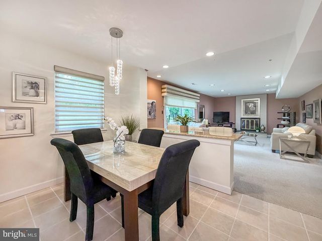 245 TOLL DR, Southampton, PA 18966