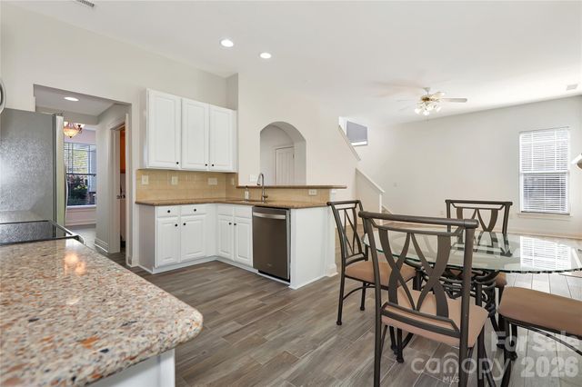 8033 Cottsbrooke Drive, Huntersville, NC 28078