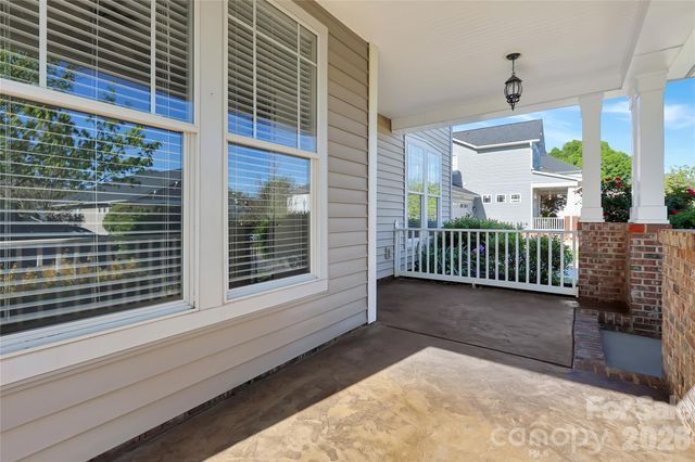 8033 Cottsbrooke Drive, Huntersville, NC 28078