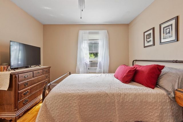 361 Mulpus Rd, Lunenburg, MA 01462