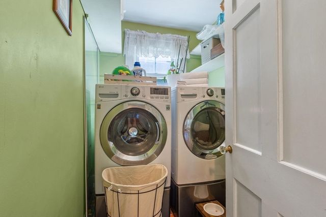 361 Mulpus Rd, Lunenburg, MA 01462