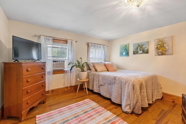 361 Mulpus Rd, Lunenburg, MA 01462