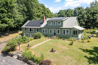 361 Mulpus Rd, Lunenburg, MA 01462