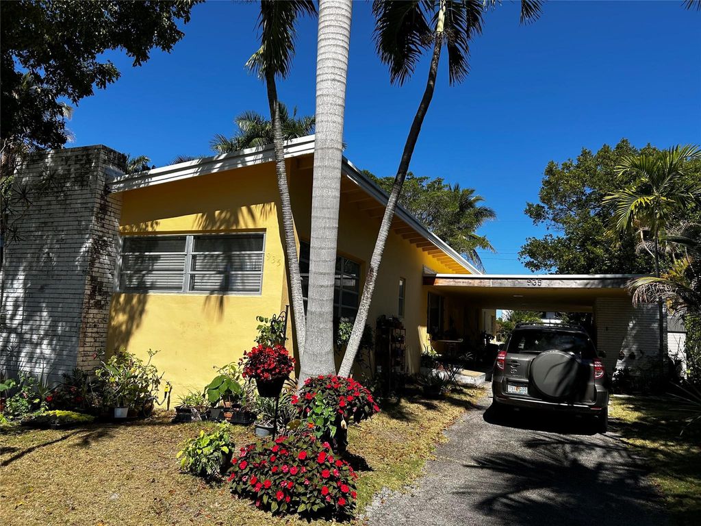 935 Polk Street, Hollywood, FL 33019