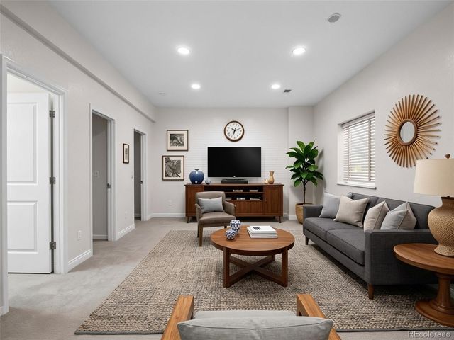 1624 S Garfield Street, Denver, CO 80210