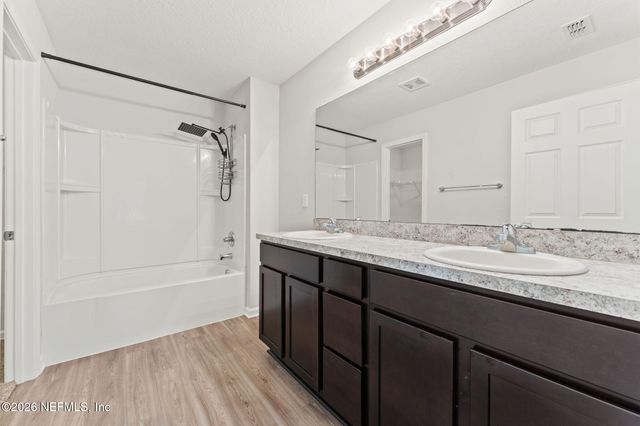 12474 CAMDEN Road, Jacksonville, FL 32218