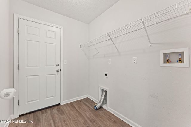 12474 CAMDEN Road, Jacksonville, FL 32218