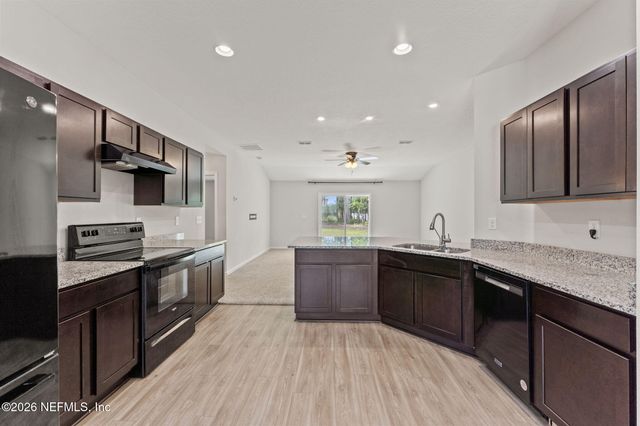 12474 CAMDEN Road, Jacksonville, FL 32218