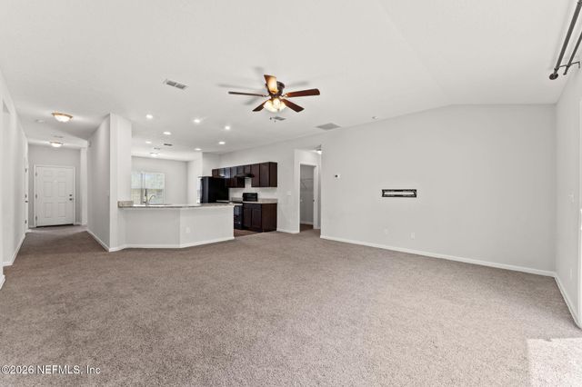 12474 CAMDEN Road, Jacksonville, FL 32218