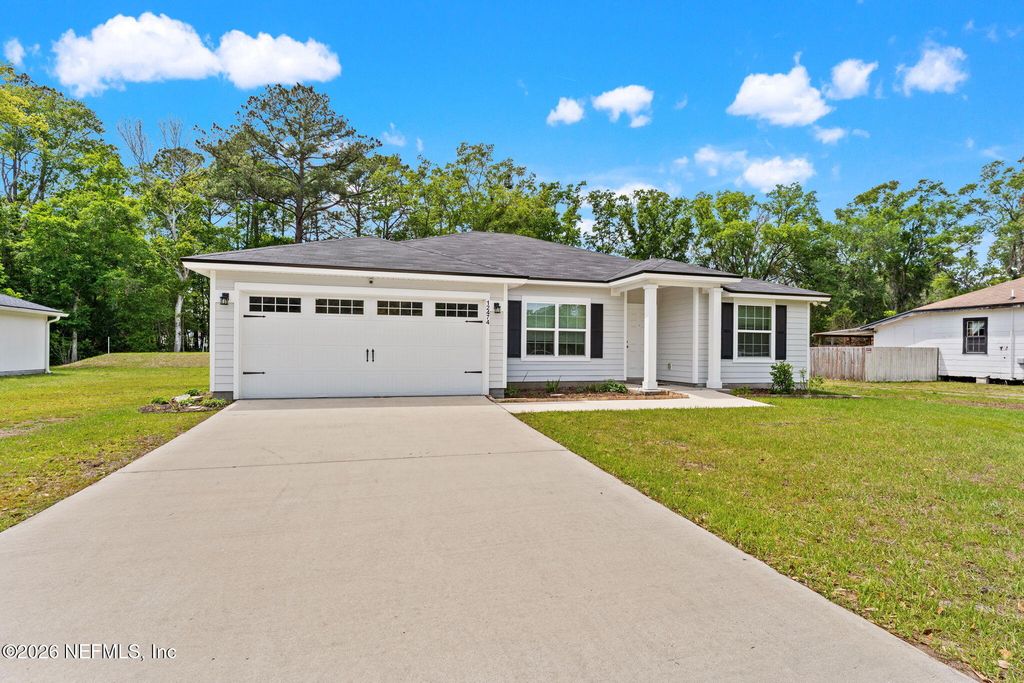 12474 CAMDEN Road, Jacksonville, FL 32218