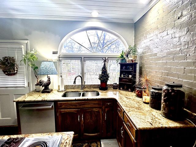 602 E Madison Avenue, Athens, TN 37303